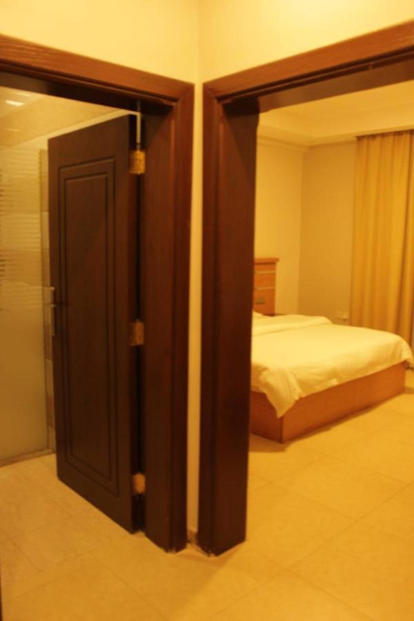 الفخامة الماسية للوحدات السكنية المفروشة Aparthotel Sidi Hamzah Bagian luar foto