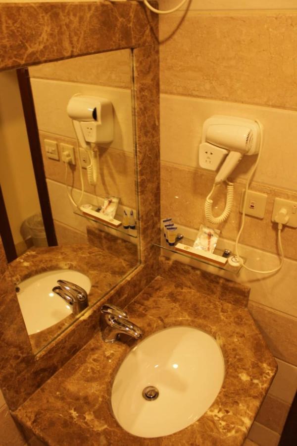الفخامة الماسية للوحدات السكنية المفروشة Aparthotel Sidi Hamzah Bagian luar foto